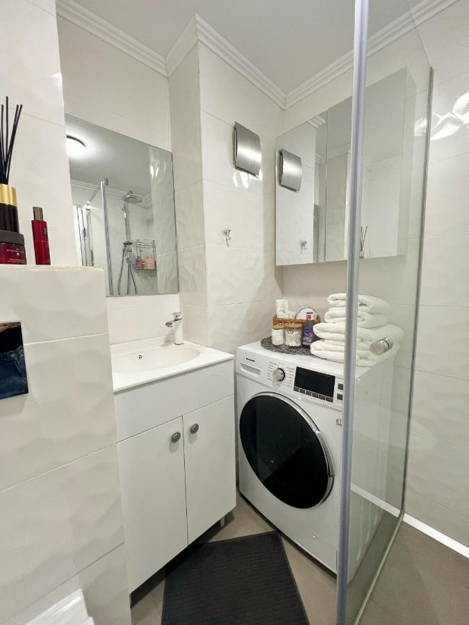 Studio 118 - A Luxury Place,10Min Walk To City Center Timisoara Luaran gambar