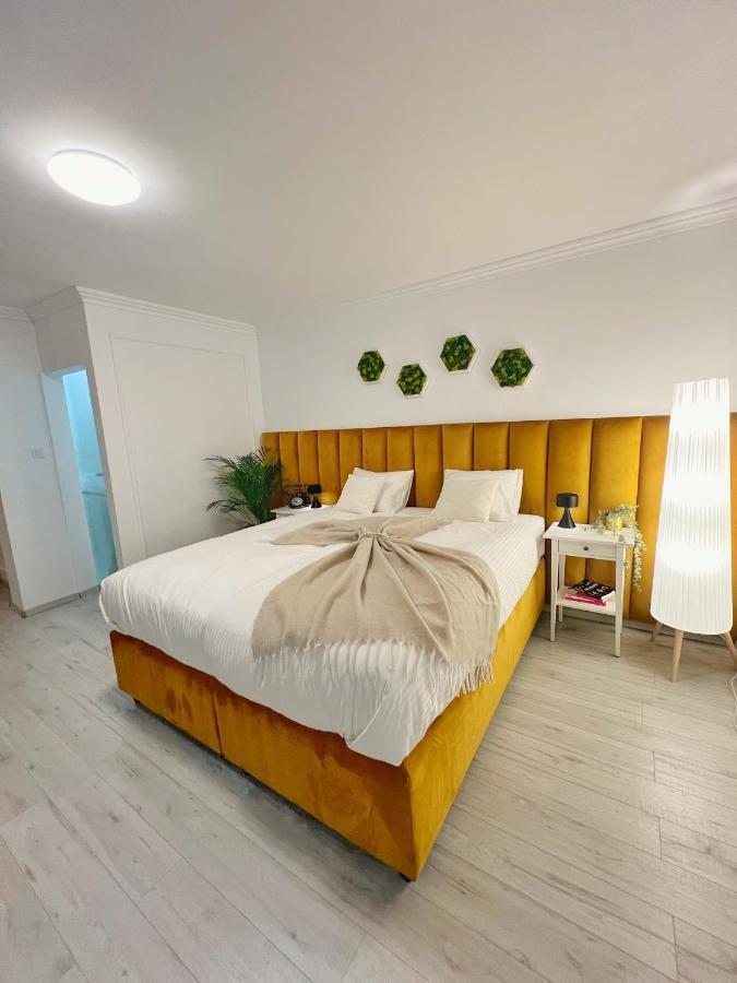 Studio 118 - A Luxury Place,10Min Walk To City Center Timisoara Luaran gambar